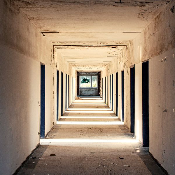 Urban hall by -BLOOS-