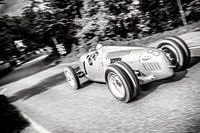 Auto Union Grand Prix Rennwagen Typ C V16 Silberpfeil fährt schnell