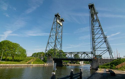 Old steel lift bridge Gouwesluisbrug over the Gouwe in Alphen aan den Rij