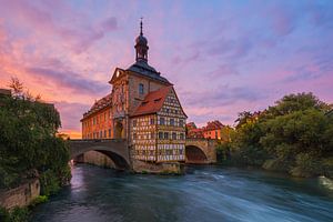 Sonnenuntergang am alten Rathaus in Bamberg, Bayern, Deutschland
