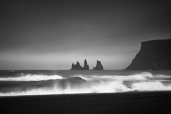 ReynisDrangar Iceland black and white