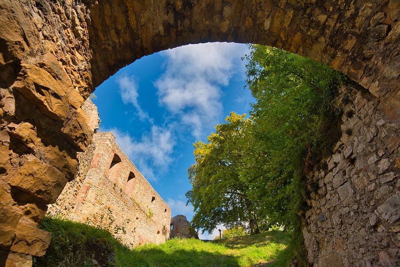 Burgruine Vieux Ferrette im Elsass par Tanja Voigt