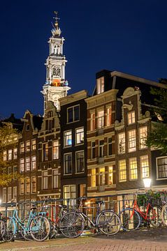 Avond op de Bloemgracht in Amsterdam van Peter Bartelings