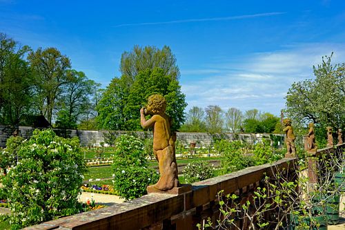 Im Klostergarten von Thomas Riess