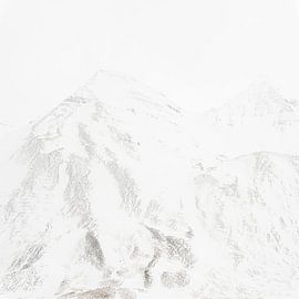 White Mountains on Iceland by Andreas Hackl