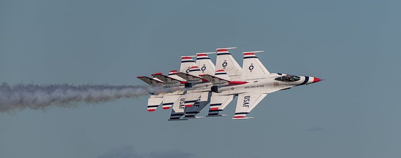 U.S. Air Force Thunderbirds. von Jaap van den Berg