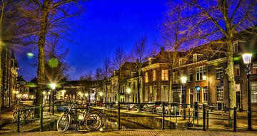 Fietsen aan de Gracht van Kei(stad) Donker