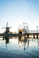 De brug bij de molens van kinderdijk