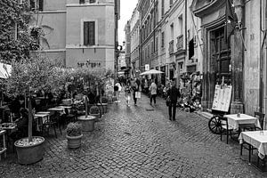 Via del Lavatore, street in Rome black and white