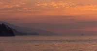 Sonnenuntergang Schwarzes Meer von Daan Kloeg Miniaturansicht