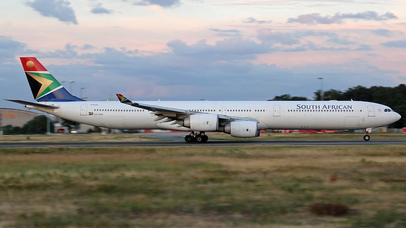 South African Airways Airbus A340-600 par rheinmain.from.above