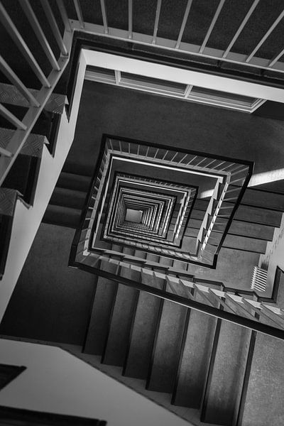 Treppenhaus aus der Vogelperspektive von Anneke Hooijer