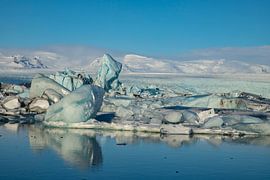 Paysage de l'Islande. Jökulsárlón, la plage de diamants et le glacier Vatnajökull