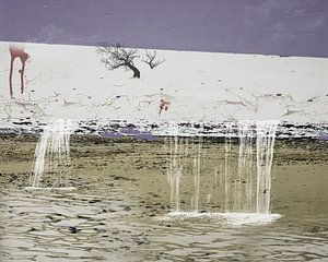 Surreale Landschaft mit Wasserfällen