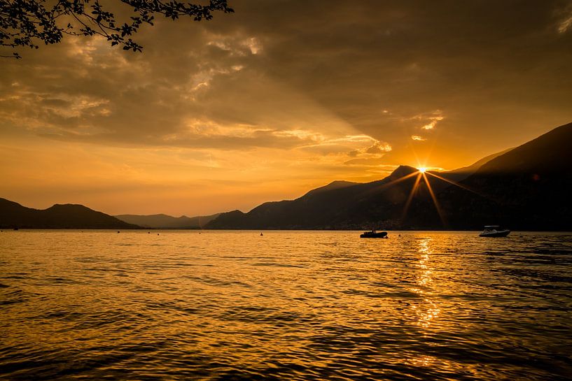 Tramonto Lago d'Iseo by Janneke Masselink