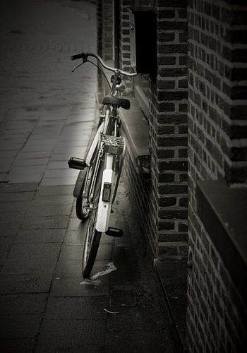 Fietsen in het historische centrum van Brugge in België