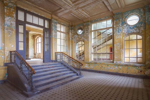 Dilapidated hospital