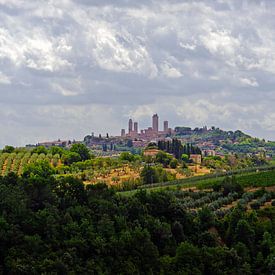 Blik op San Gimignano 2 - Toscane - Italie by Jeroen(JAC) de Jong