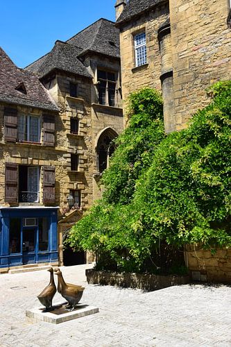 Beeld van ganzen in Sarlat