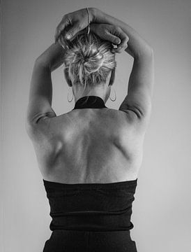Woman's back,   in black&white