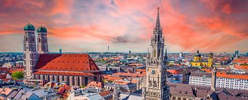 Panorama München centrum in Beieren Duitsland van Animaflora PicsStock