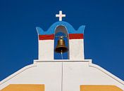 Kerkklok op Santorini, Griekenland van Adelheid Smitt thumbnail