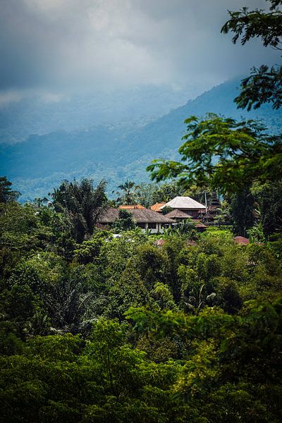 Bali by Hello Pompoyo