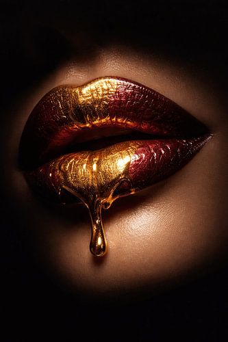 Liquid Gold Lips – Luxury Fine-Art Beauty Macro Photography