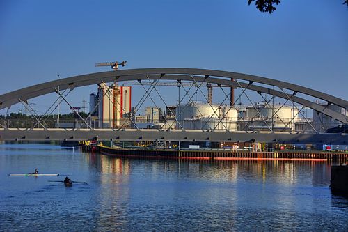 Kanaalbrug