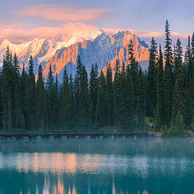 Sonnenaufgang Emerald Lake, Kanada von Henk Meijer Photography