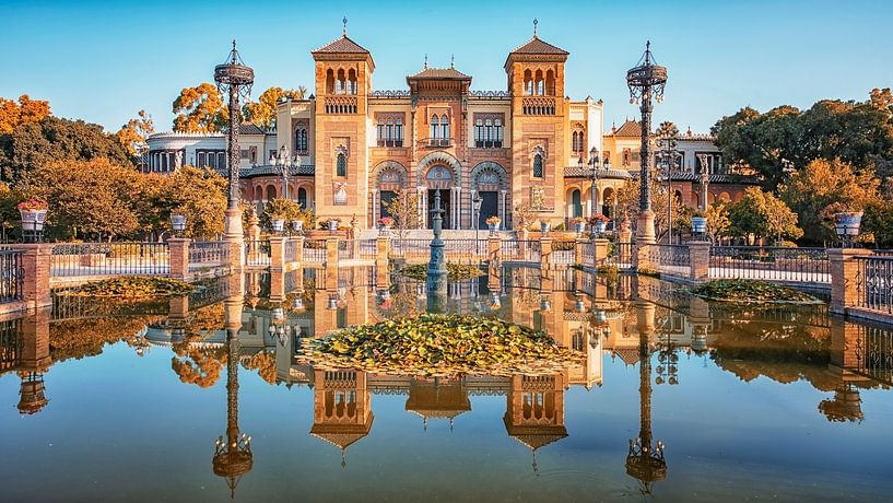 Seville architecture by Manjik Pictures