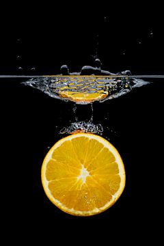 Splashy orange von Nadine Gutmann