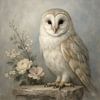 Whispering Stillness - weiße Eule mit Blumen in sanftem Stil von Kleurenrijk
