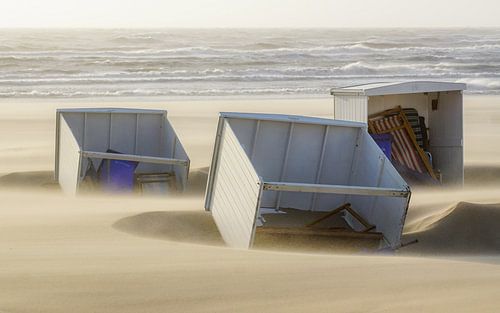 Storm op het Katwijkse strand