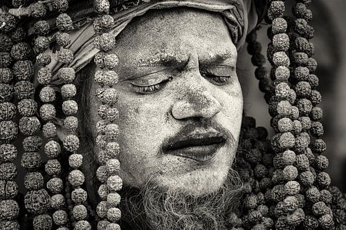 Portrait d'un Naga Sadhu au festival Kumbh Mela Inde sur Marco Rutten