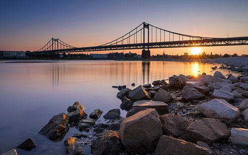 Krefeld-Uerdinger Brücke, Rhénanie-du-Nord-Westphalie, Allemagne