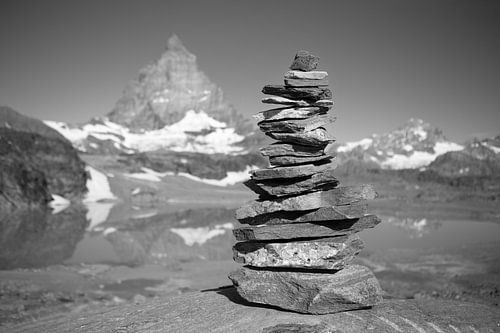Steinmann mit Matterhorn