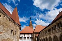 Corvin Castle, courtyard perspective