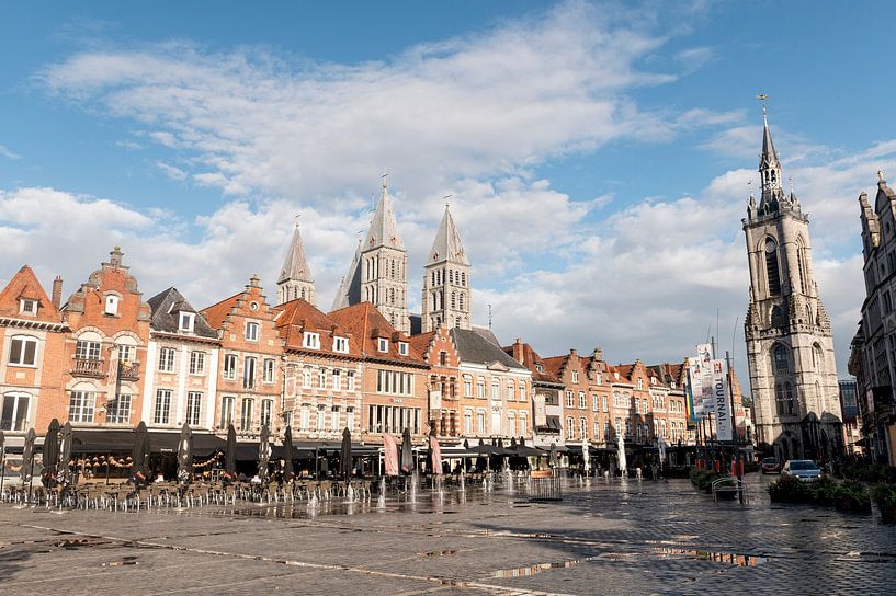 Grote Markt Doornik van Richard Wareham