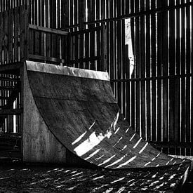 Abandoned skate disaster by Sven Vergeylen