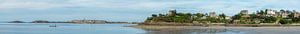 Blick vom Plage de l'Écluse (Dinard) auf Dinard & Saint-Malo von Ardi Mulder