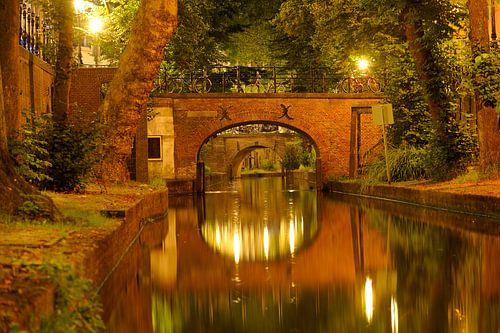 Nieuwegracht in Utrecht with Brigittenbrug and Paulusbrug