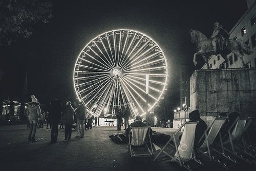 Rad van fortuin - Het reuzenrad in het centrum van Essen