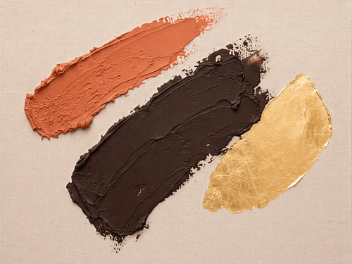 Modern Minimalist in terracotta, brown and gold (Impasto)