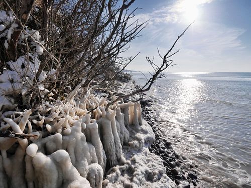 Gefrorener Strand – Steilküste Hohes Ufer, Ahrenshoop, Darß