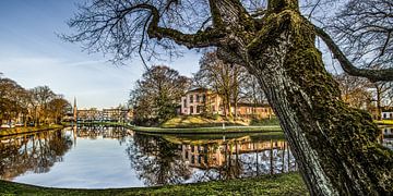 Leeuwarder stadsgracht by Harrie Muis