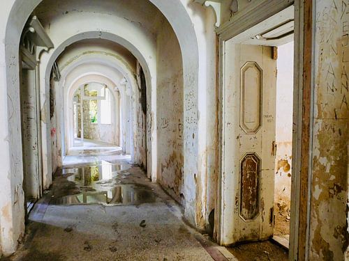 Le corridor d'un site urbex