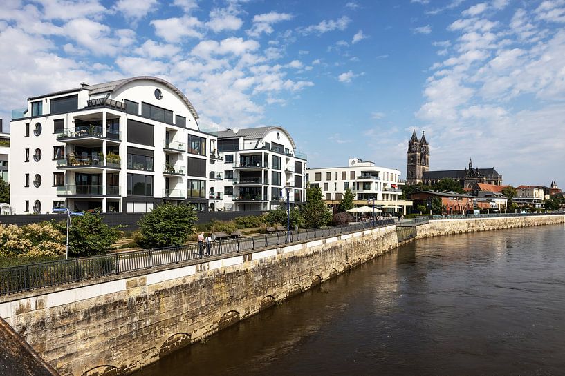 Magdeburg rivieroever promenade van Frank Herrmann