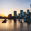 Skyline von Frankfurt im Sonnenuntergang von Jens Seßler