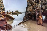 Shipwreck Claude London detail hull scull on the beach